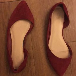 Red ballet flat